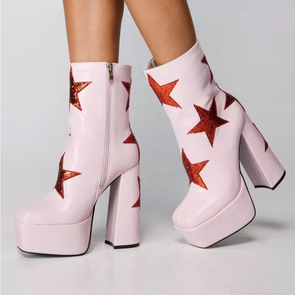 NWOB Nasty Gal Faux Leather & Glitter Star Platform Ankle Boots